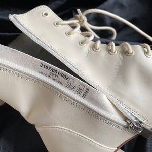 Zara Trafaluc 35 Cream Leather lace-up boot Side Zipper 3” Heel Gently worn